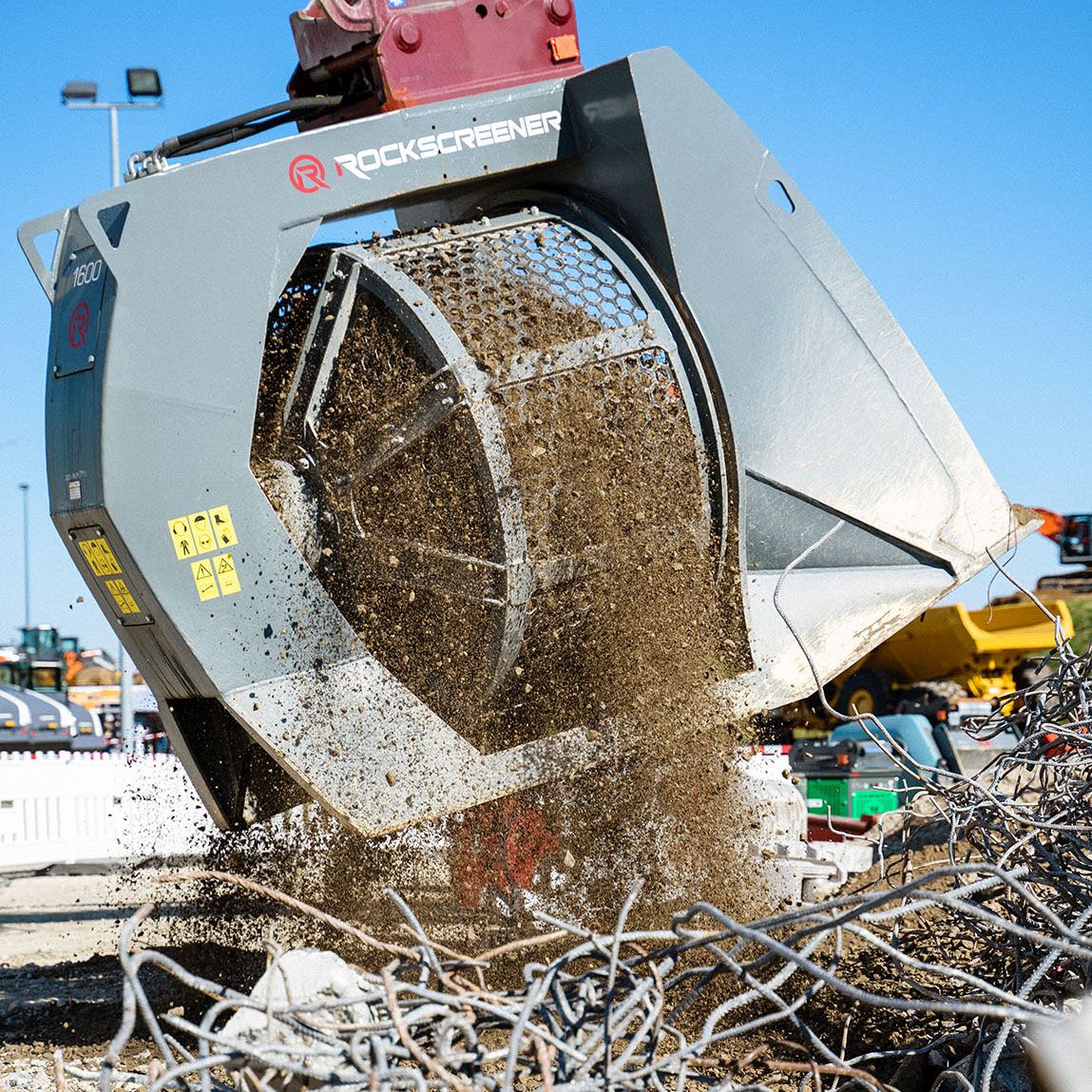 Rock Screeners: Rock Screening Equipment, Rake & Bucket for Excavator