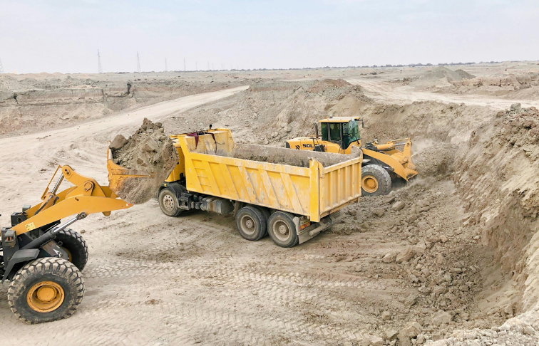 Soil excavation excavator
